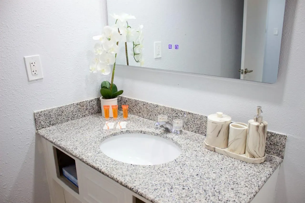 Sun & Sand Resort Oceanfront Suites Virginia Beach Hotel
