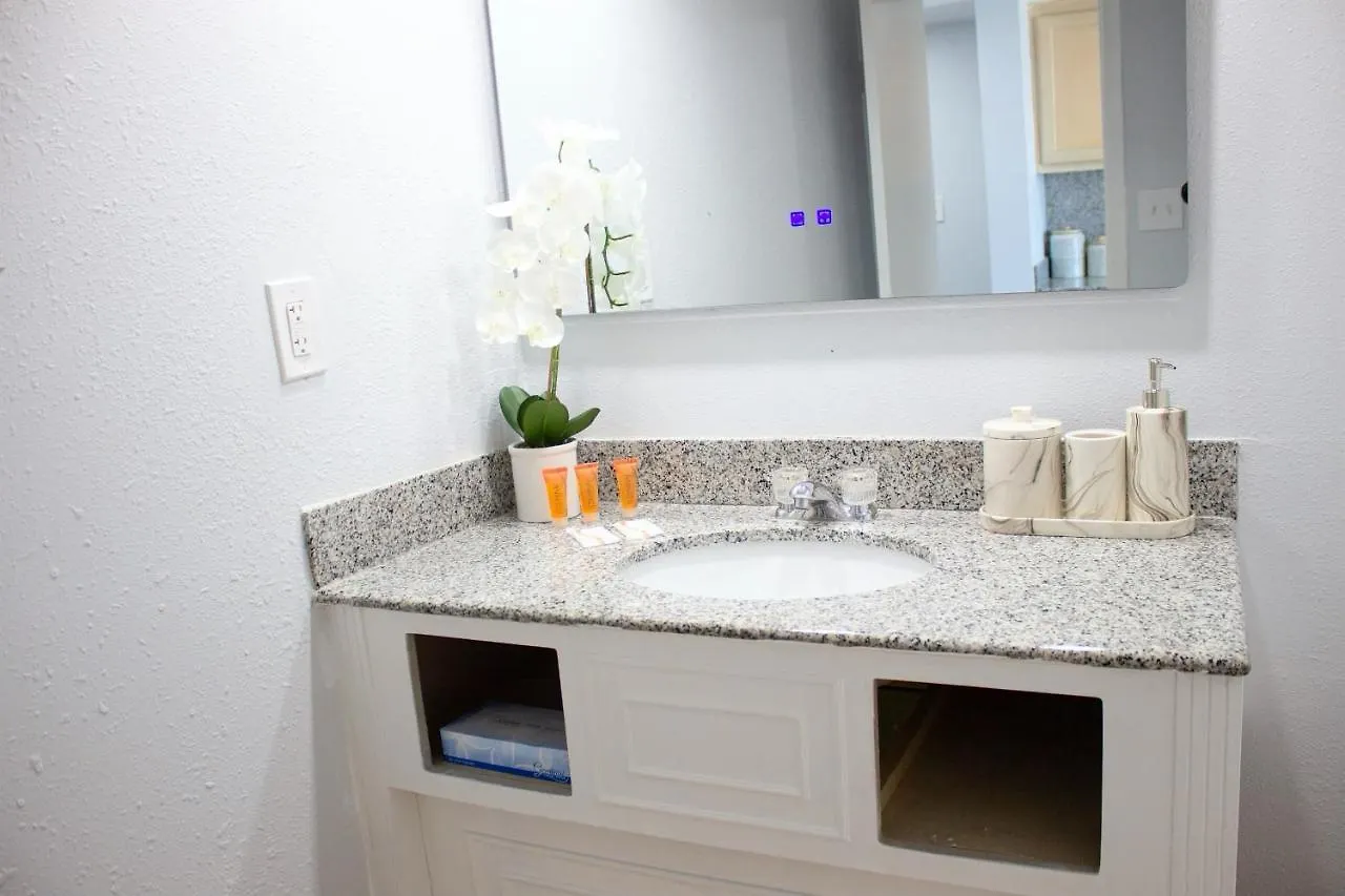 Hotel Sun & Sand Resort Oceanfront Suites Virginia Beach