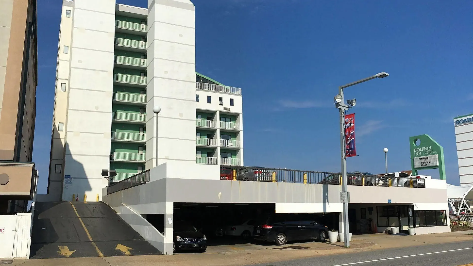 Sun & Sand Resort Oceanfront Suites Virginia Beach 2*,  United States