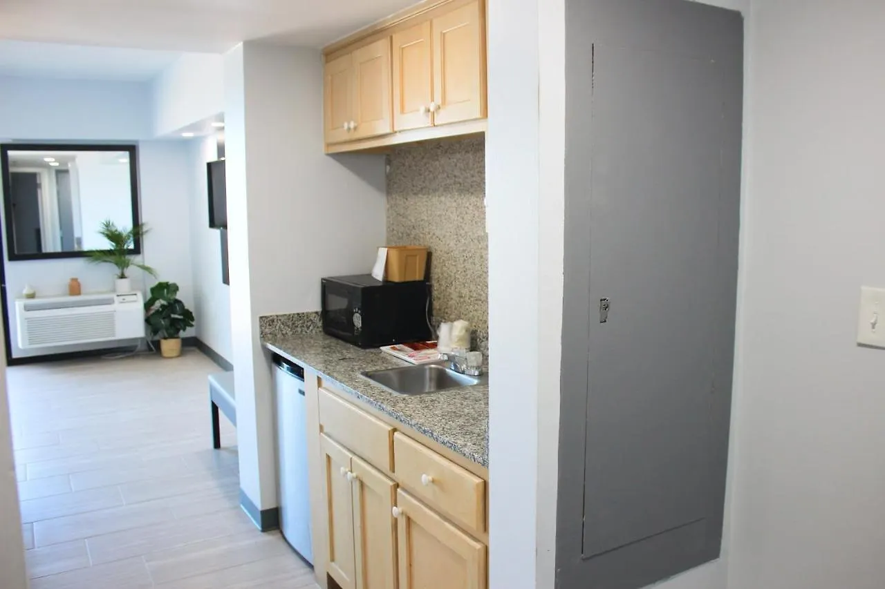 Sun & Sand Resort Oceanfront Suites Virginia Beach Hotel